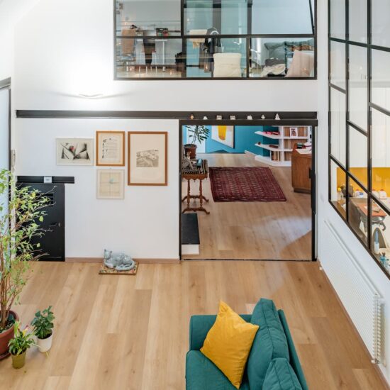 gallery slide